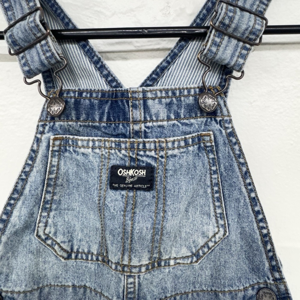 Vtg OshKosh Overalls Unisex 5T Denim Medium Wash Distressed Kids Toddler Shorts